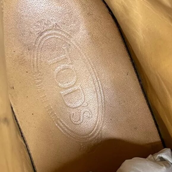 TOD's Women's Cap Toe Black Leather Ankle Boots Thread Accent Lace up Size 8 US - Picture 7 of 11